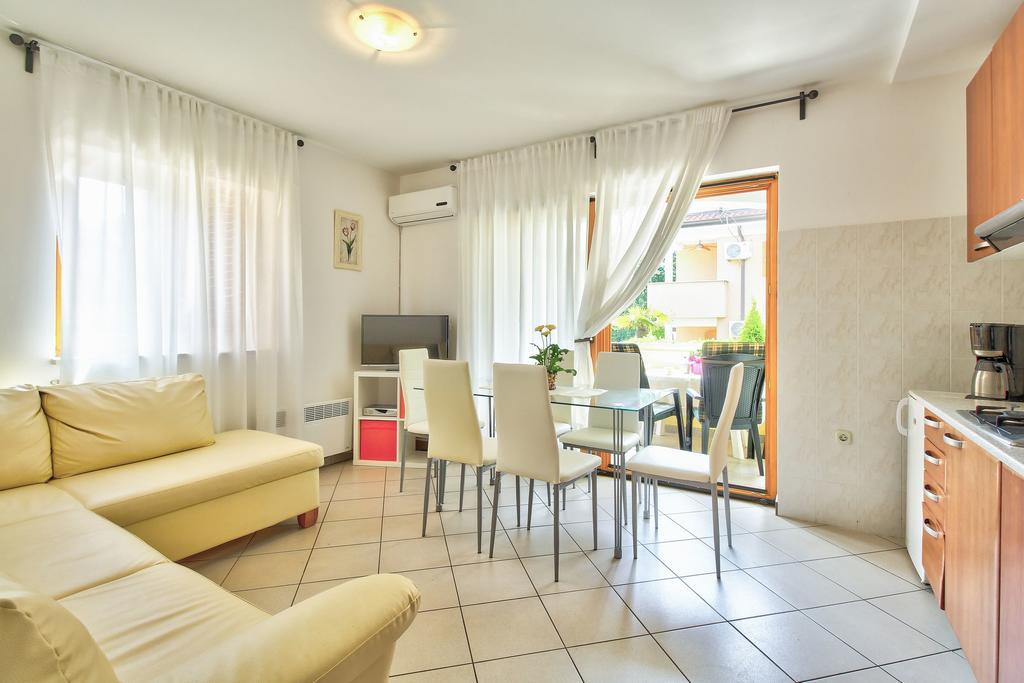 Apartments Vera أوماغ المظهر الخارجي الصورة
