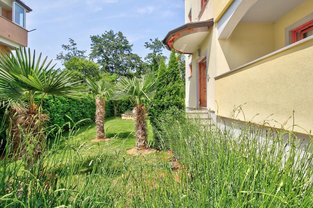 Apartments Vera أوماغ المظهر الخارجي الصورة